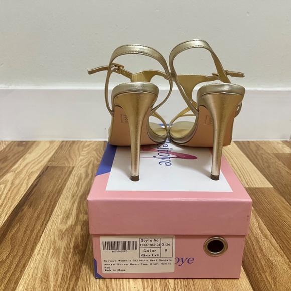 Reitoye Women's T-Strap Stiletto Heel Sandals - Picture 4 of 4